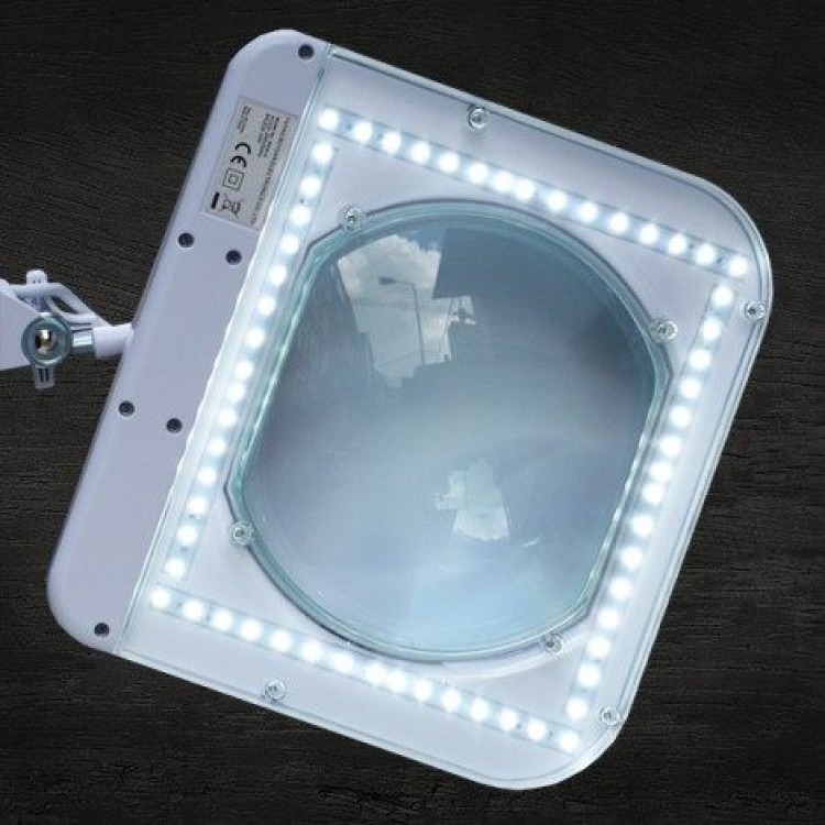 6020 Ayaklı ve Masaüstü Ledli ´Köşeli Mercekli´ Büyüteç 6020 Ayaklı ve Masaüstü Ledli ´Köşeli Mercekli´ Büyüteç