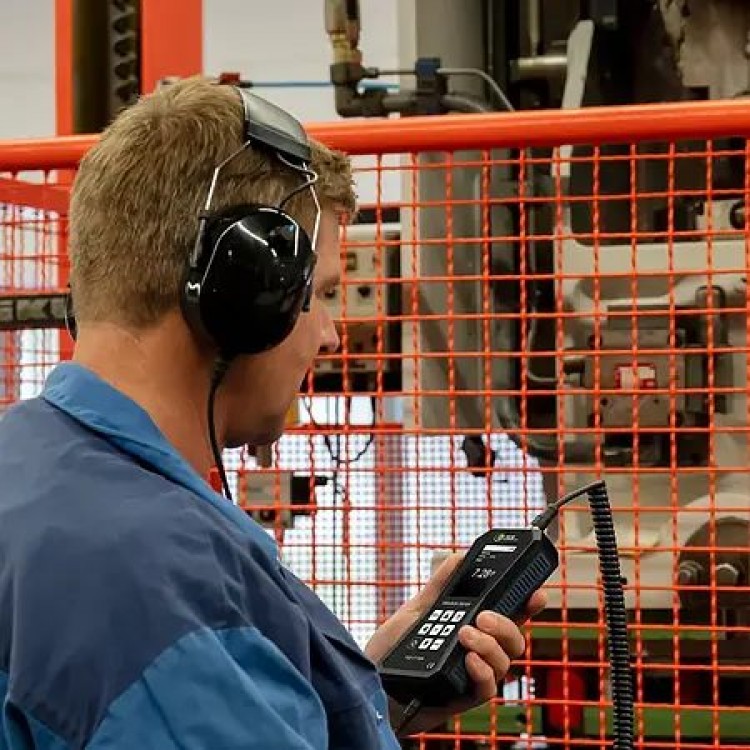 PCE VİBRASYON ÖLÇÜM CİHAZI | PCE-VT 3950S